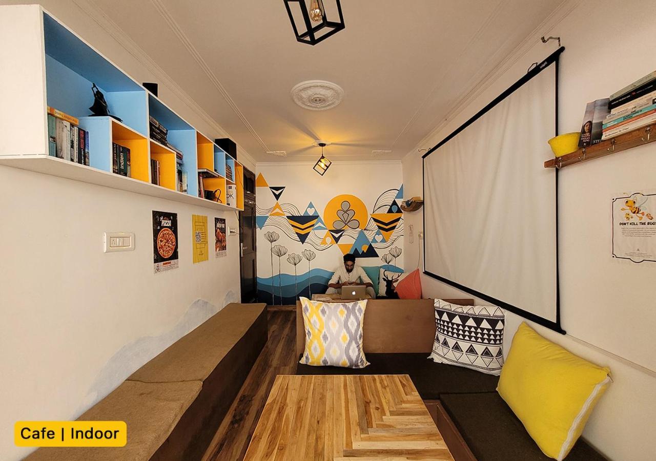 Young Monk Hostel & Cafe Dharamkot McLeod Ganj Luaran gambar
